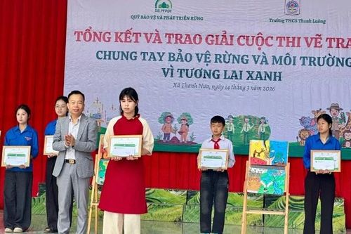 Trao giải cuộc thi vẽ tranh 'Chung tay bảo vệ rừng và môi trường vì tương lai xanh'