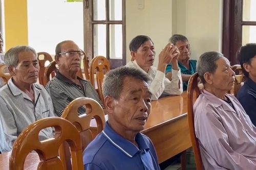 Ngư dân Phú Quý trở về đảo, sẵn sàng cho ngày hội bầu cử