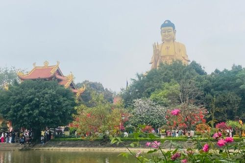 Giữ 'hồn cốt' lễ hội trong dòng chảy hiện đại