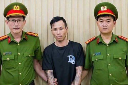 Bắt giữ nhân viên quán ốc hành hung shipper ở thành phố Hồ Chí Minh