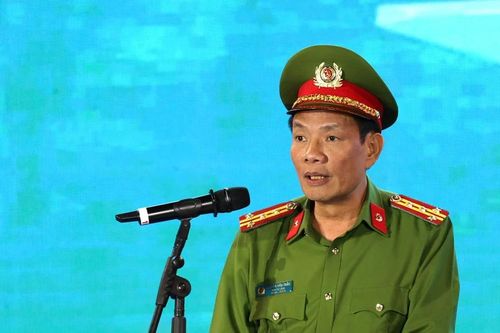 Cán bộ Đoàn Cảnh sát Cơ động phải bám sát thao trường, lăn lộn cùng chiến sĩ