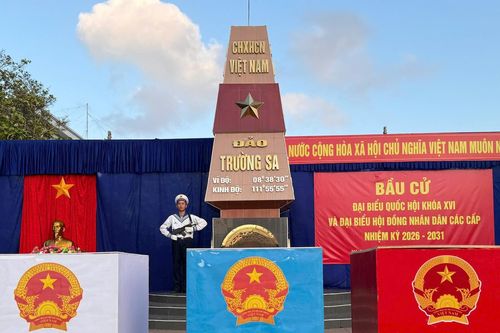 Hình ảnh đặc biệt ở Trường Sa trước ngày bầu cử
