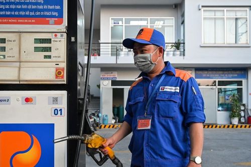 Giữ nguyên giá xăng dầu trong phiên điều hành đêm 13/3