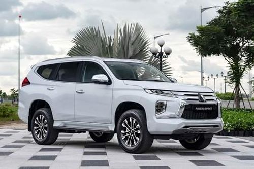 Nhiều mẫu ô tô bất ngờ bán chạy sau Tết