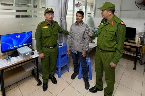 Hành vi đáng xấu hổ của gã đàn ông ở bệnh viện khiến Công an phải lập tức vào cuộc
