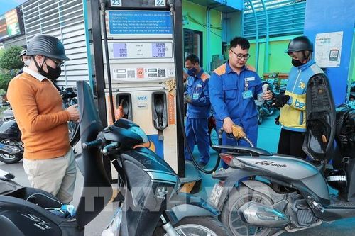 Tiếp tục giữ ổn định giá xăng dầu, tạo đà cho phát triển kinh tế