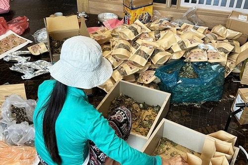 Thay đổi cách thức kinh doanh trên sàn thương mại điện tử