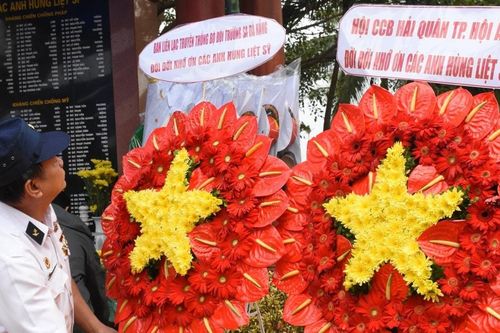 Cựu binh Trường Sa dâng hương tưởng niệm liệt sĩ Gạc Ma tại Đà Nẵng