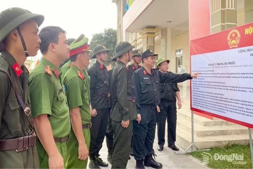 Các đơn vị lực lượng vũ trang sẵn sàng phương án bảo vệ tuyệt đối an toàn cho ngày bầu cử