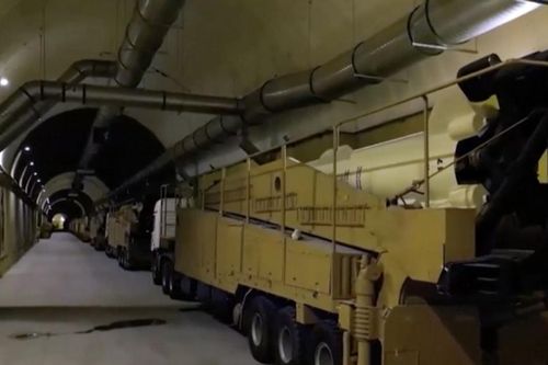 Iran công bố mạng lưới thành phố tên lửa ngầm chứa kho drone cảm tử quy mô lớn
