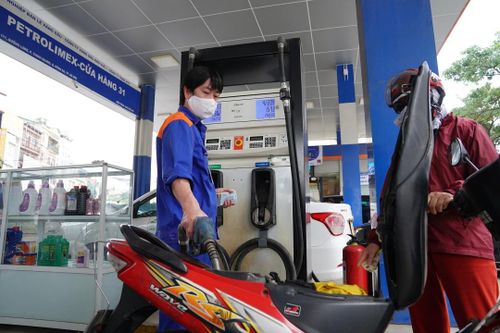 Giá xăng dầu trong nước tiếp tục giữ ổn định