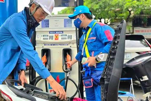 Bộ Công thương báo cáo Thủ tướng xem xét sửa đổi phương án điều hành giá xăng dầu