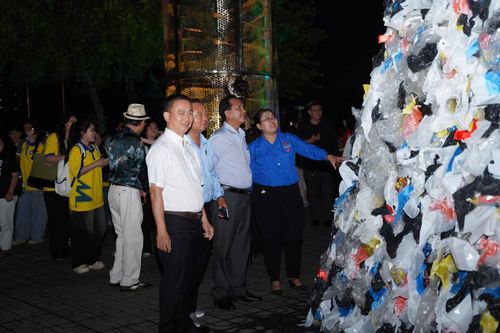 TP.Hồ Chí Minh: Ấn tượng triển lãm nghệ thuật tái chế Hoa và Rác năm 2026