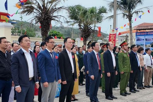 Bỏ phiếu sớm ở đặc khu Bạch Long Vĩ