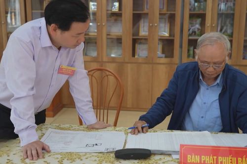 Xã Liên Minh kiểm tra công tác bầu cử