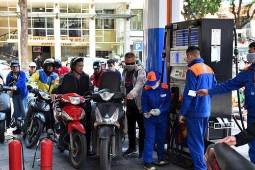 Tiếp tục chi mạnh từ Quỹ Bình ổn, giá xăng dầu chưa có biến động