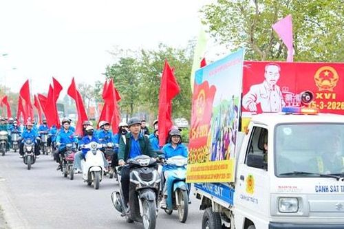 Quốc Oai ra quân vệ sinh môi trường, tuyên truyền lưu động chào mừng Ngày bầu cử