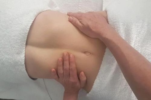 'Bí kíp' massage hỗ trợ giảm mỡ bụng