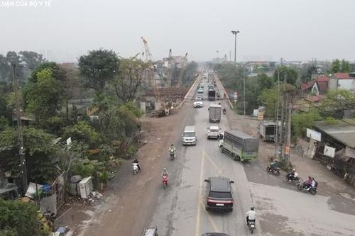 Hiện trạng tuyến Quốc lộ 6 nối Hà Nội với các tỉnh Tây Bắc đang được mở rộng