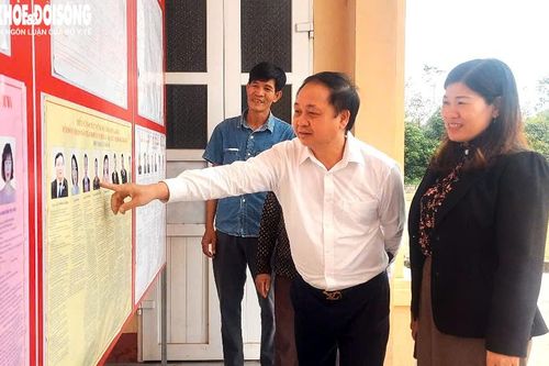 Người dân giáo xứ Đồng Bình đặt trọn niềm tin từ những lá phiếu bầu