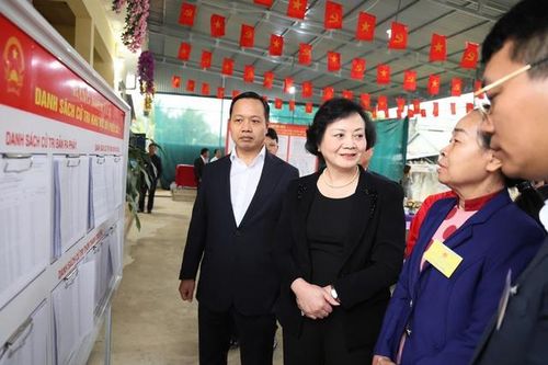 Phó Thủ tướng: Mạnh dạn đưa cán bộ trẻ, có triển vọng từ tỉnh về cơ sở