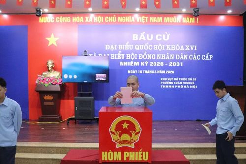 Những hình ảnh ở tổ bầu cử đặc biệt - Trại tạm giam số 1 CATP Hà Nội