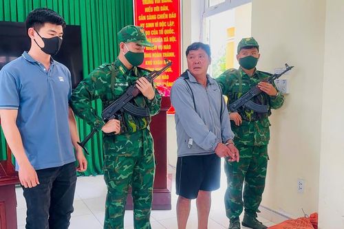 Quảng Ngãi: Bắt quả tang đối tượng vận chuyển gần 100kg thuốc nổ ở đặc khu Lý Sơn
