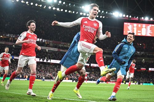 Bóng đá châu Âu: Man City hụt bước, Bayern giành điểm nghẹt thở