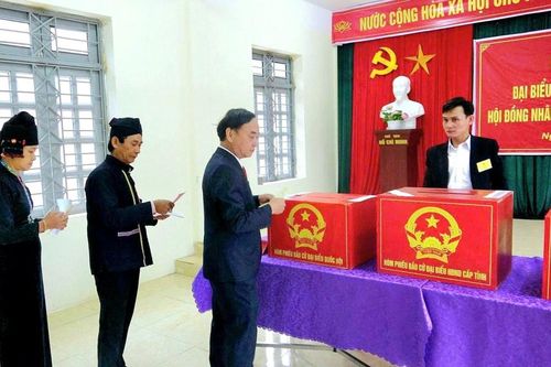 100% cử tri các dân tộc xã biên giới Nậm Kè hoàn thành bỏ phiếu