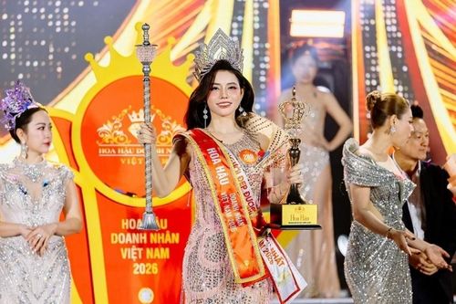 Người đẹp Nguyễn Hoàng Vân đăng quang Hoa hậu Doanh nhân Việt Nam 2026