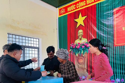 Những cử tri 'đặc biệt' tại xã biên giới Ia Pnôn gửi trọn niềm tin vào từng lá phiếu