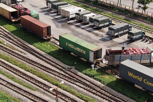 Doanh nghiệp Việt 'bật mí' cách xuất hàng đi bất chấp xung đột ở Trung Đông