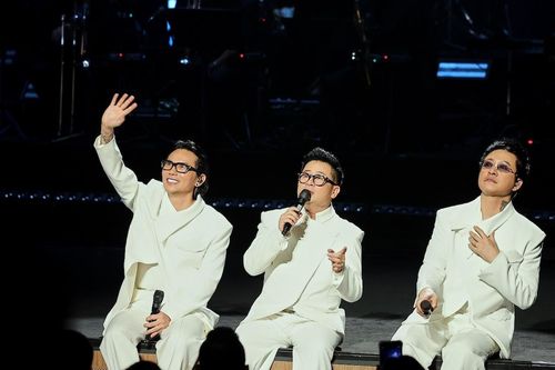 Tú Dưa, Lệ Quyên tiết lộ điều không ngờ trong concert 'Bản ghi nhớ'