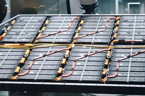 Công nghệ pin mới có thể giúp xe điện sạc đầy trong 12 phút