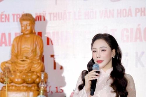 Hồ Quỳnh Hương ra mắt album Những ngày yên: Đưa kinh Phật tiếng Việt đến gần đời sống