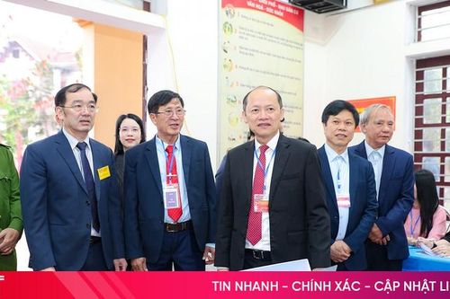 Sẵn sàng cho công tác kiểm phiếu sau khi kết thúc thời gian bầu cử