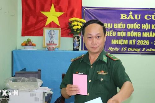 Bầu cử sớm tại xã cù lao Tân Phú Đông của tỉnh Đồng Tháp