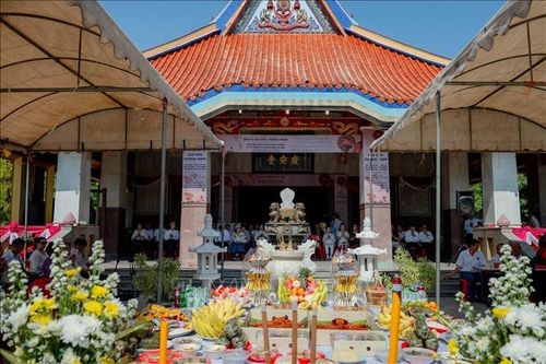 Kiều bào Thái Lan giữ truyền thống tri ân anh hùng liệt sĩ
