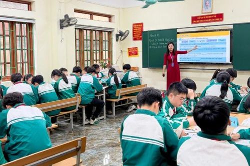 Cao Bằng đẩy mạnh chuyển đổi số trong dạy học qua chương trình giao lưu chuyên môn