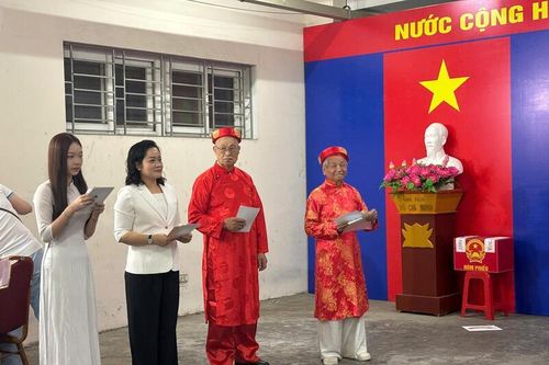 Mong muốn của những cử tri 'đặc biệt' tại đơn vị bầu cử số 10, TP. Hà Nội
