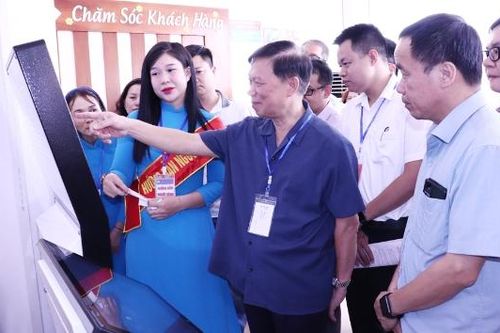 Phó Giáo sư, Tiến sĩ Trần Quý Tường: Tầm nhìn chiến lược về chuyển đổi số y tế