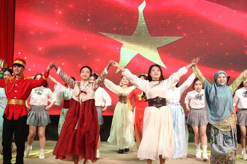 Tạo không gian giao lưu văn hóa quốc tế