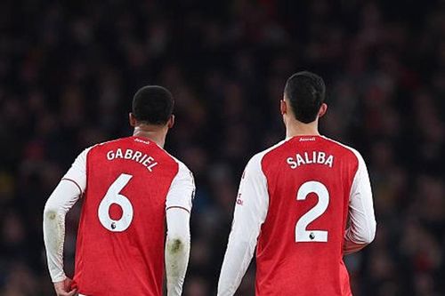 'Bức tường thép' Saliba và Gabriel giúp Arsenal đánh bại Everton 2-0