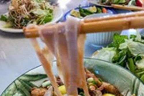Lúa can ấm mãi hương làng...