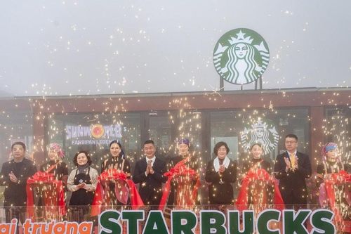 Fansipan: Trải nghiệm cà phê tại cửa hàng Starbucks cao nhất châu Á