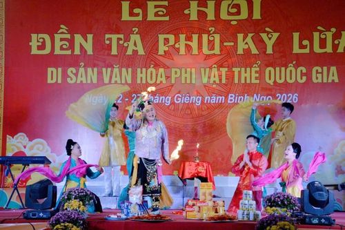 Sôi động đêm văn nghệ mừng Đảng, mừng Xuân và Lễ hội truyền thống phường Kỳ Lừa năm 2026