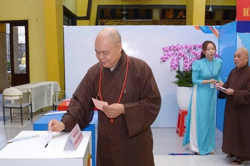 Niềm tin và kỳ vọng của Tăng Ni, Phật tử gửi gắm qua những lá phiếu chọn người đại biểu nhân dân