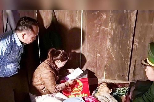Đồng bào vùng cao Nghệ An thực hiện quyền công dân
