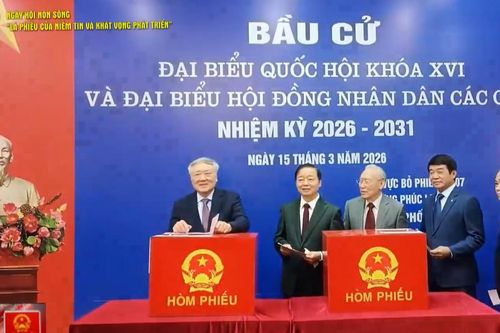 Lãnh đạo Đảng, Chính phủ chung vui ngày hội non sông cùng phường Phúc Lợi