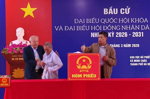 Xã Minh Châu rộn ràng ngày bầu cử